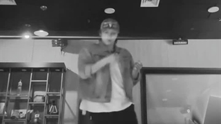 آپدیت تیک تاک راکی با اهنگ like Jennie