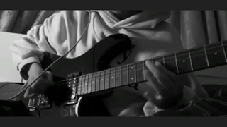 اضافه‌بودنم‌روپیش‌همه‌احساس‌میکنم:)