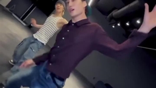 چالش رقص جدید آهنگ Stunner از تن عضو گروه NCT همراه کای