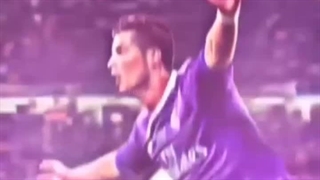 وقتی فنای رونالدو بی تی اس رو با رونالدو مقایسه میکنن!!:)))...(آرمی کپی اجباری/آزاد)