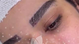 آوینا کاشت ابرو