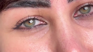 زیبایی طبیعی با کاشت ابروی نچرال