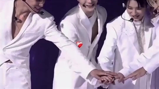 قشنگ ترین لبخند رو داشت