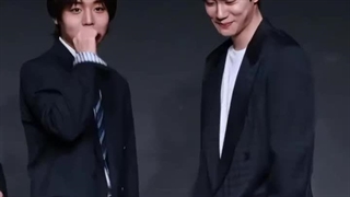 اوخودو اینا رو نگاه کن حالا تو سریال دشمن همدیگن(( کنفرانس مطبوعاتی امروز سریال قهرمان ضعیف کلاس پخش جمعه 5 اردیبهشت))