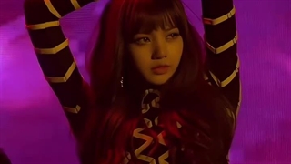 سلام خوشگلای خاله لیسا خوبین؟