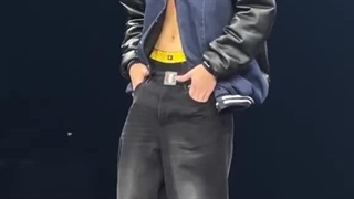 اندرس موهلاچ (بازیگرنقش کیفر درسریال جواهر بخش ای)