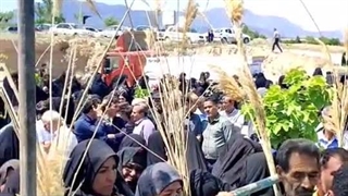 مراسم تشییع و تدفین شهید دفاع مقدس ابوالفضل نصیری زو در بهشت عسکریه زاوین