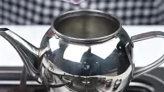 فیلم طرز تهیه گلاب با گل محمدی در خانه