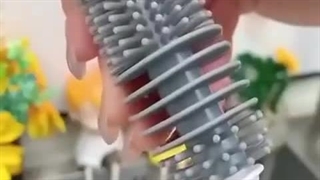 برس سیلیکونی تمیز کننده بطری مدل Lio