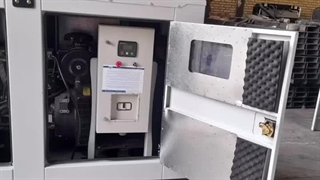 آماده سازی یک دستگاه دیزل ژنراتور ایوول،لوول مدل ۱۰۰۶ TG2 با ژنراتور ۱۲۰ کاوآ