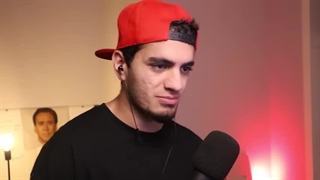 تتلو و پیشرو دارن چیکار میکنن؟؟؟؟؟