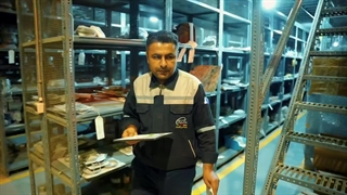 تصویری که در پتروشیمی کارون ترسیم شد روز کارگر، روز تقدیر از دستانی‌ست که با تلاش بی‌وقفه، چرخ صنعت را می‌چرخانند.