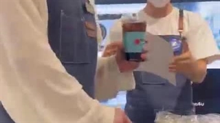 شیومین از اکسو باریستا شد