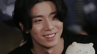 Happy hwiyoung day ♡●○•°