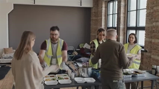 ۱۰ ایالت آمریکا که به دلیل فقر و خالی شدن قفسه‌های فروشگاه‌ها، سریع‌ترین فروپاشی را تجربه می‌کنند