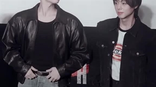 این دوتا با این اهنگ (::::: (حاجی چجوریه که هممون معتاد این فیلم شدیم *_*)