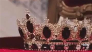 از تمام کسایی که هشتک #رزی لاور جایی نمیره رو زدن ممنونم الان میتونید برش دارید چون رزی لاور برگشتتتتت