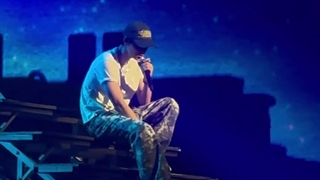 آهنگ blue درکنسرت سولو‌کای2025