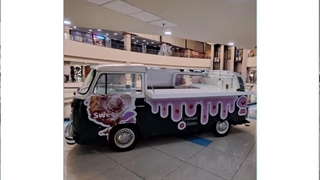 استیکر ماشین