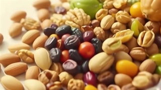 انواع آجیل و میوه خشک با قیمت مناسب