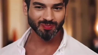 قیافه اونور وقتی فهمید:خنده: این تیکه ای که رفته بودن سفارت خیلیییی خوب بود:خنده:^^