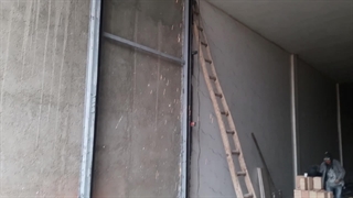 بالابر دیواری ۶ متری ۵۰۰ کیلویی؛ راهکاری مطمئن برای انتقال بار در فضاهای عمودی