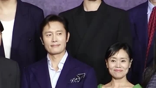 کنفرانس خبری امروز حضور بازیگران سریال اسکویید گیم پخش جمعه 6 تیر