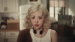 موزیک ویدیو On My mind از الکس وارن با همکاری رزی (بلک پینک) Alex Warren ft. ROSÉ (BLACKPINK)