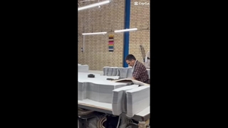نمایی از کارخانه و خط تولید «گرند روکش»