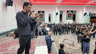 زنجیر زنی شب ششم محرم ۱۴۰۴ با مداحی آقای طلایی