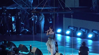 اجرای آیو کنسرت 《HEREH 》Ah puh  by iu