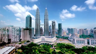 پرواز تهران کوالالامپور