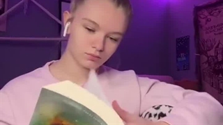 کتاب shatter me *کپشن چک شه لطفا*