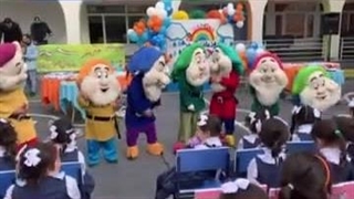 جشن روز دانش آموز در دبستان (دوره اول) روشنگران منطقه ۳