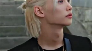 ادیت از فیلیکس استری کیدز سفیر لویی ویتون