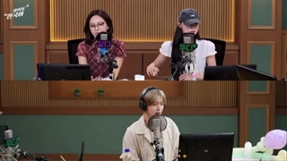 سانها: جوجوی ما خیلی بزرگ شده! سوا: تبدیل شده به یه مرغ کامل! هاهاهاها