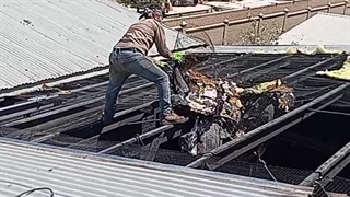 تعویض ورق پوشش سقف سوله