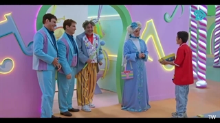 نیلوفر همرنگ و عموهای فتیله ای ( سریال دو قلوها در شهر پنج ستاره) پخش از،شبکه دو