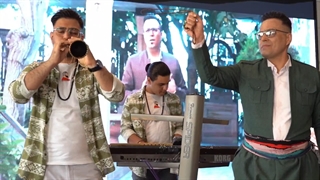 آهنگ ساقی از صادق خسروی و تنظیم کارو خسروی و کارزان خسروی