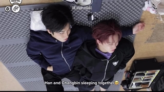 چانگبینی که رو دست هان جیسونگ خوابیده کیوت ترینهTT