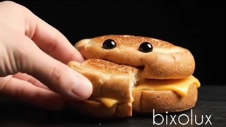 خوراکی ماه تولد