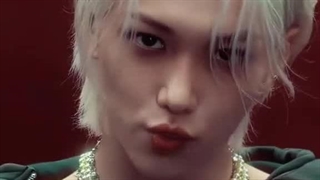 هرچی از خفنیه این آهنگ بگم کمه