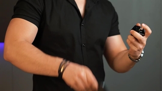 یه عکاسی باور نکردنی از ادکلن با گوشی موبایل