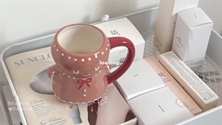 ‧₊•  #ولاگ_روزانه_ترجمه شده  ༝ولاگ زیر نویس فارسی داره.گوشی رو بچرخونید که راحت تر ببینید^^