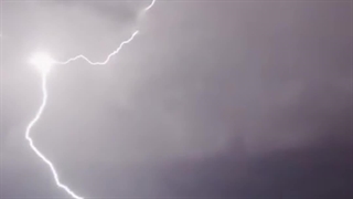 ابرها و طوفانهای زندگی ...