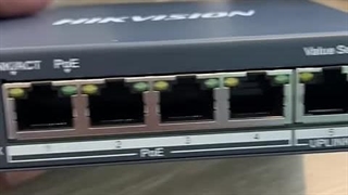 سوییچ شبکه Hikvision مدل DS-3E0105P-E/M