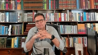 14040721: کف کردن زیباکلام از دعوت ترامپ برای شرکت در مذاکرات شرم الشیخ.