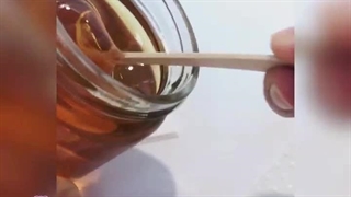 طرز استفاده از موم سرد بدون پارچه