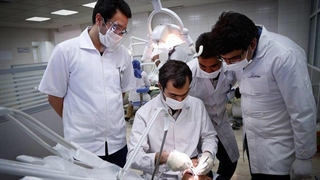 نمانیده مجلس: افزایش ظرفیت پزشک با مقاومت جدی وزارت بهداشت مواجه است