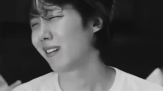 وقتی سر سفره نشستی و مامانت میگه پاشو برو نمکدان بیار ،دوباره میای بشینی میگه برو برام قاشق بیاررر